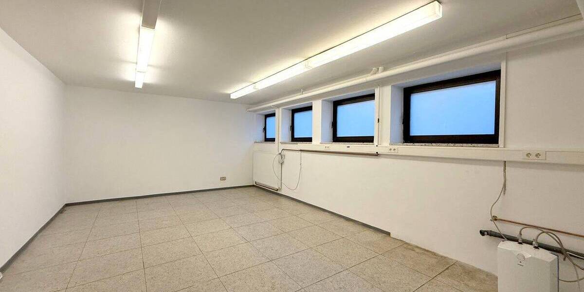 Gewerbeobjekt Stuhr Brinkum - 1.490.000&euro; | Angebot:25779081