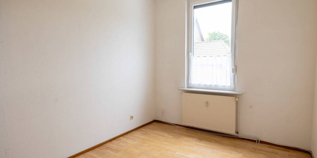 Etagenwohnung Ganderkesee Neuenlande - 6 Zimmer, 145 m&sup2;, 137.000&euro; | Angebot:25846192