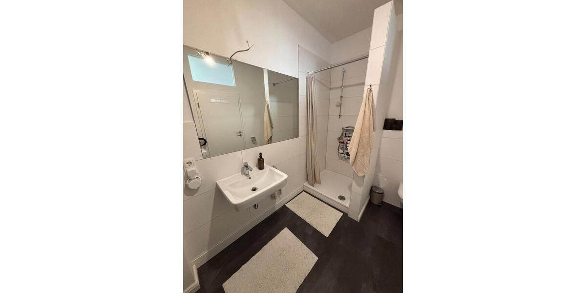 Etagenwohnung Bremen Findorff - 3 Zimmer, 15 m&sup2;, 390&euro; | Angebot:26047232