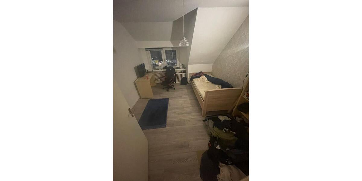Dachgeschoßwohnung Bremen Findorff - 2 Zimmer, 50 m&sup2;, 690&euro; | Angebot:24785105