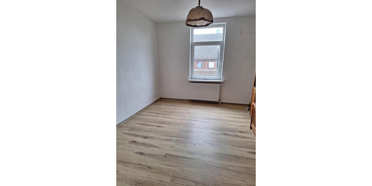 Etagenwohnung Bremen Walle - 3 Zimmer, 65 m&sup2;, 450&euro; | Angebot:25691962
