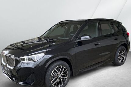 BMW iX1 9.100 km 51.620 &euro; Bremen 28757