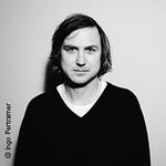 DJ Lars Eidinger: Hinterbühnen-Party