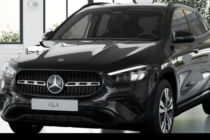 Mercedes-Benz GLA 180 9.900 km 42.900 &euro; Bremen 28329