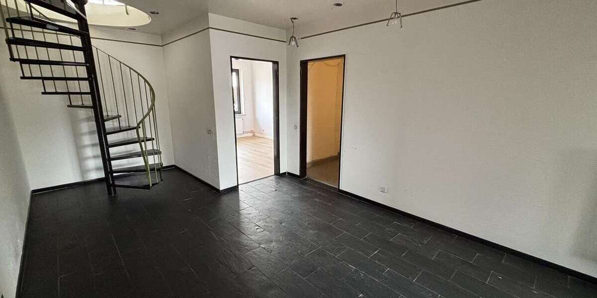 Etagenwohnung Bremen Walle - 5 Zimmer, 160 m&sup2;, 1.600&euro; | Angebot:27069022