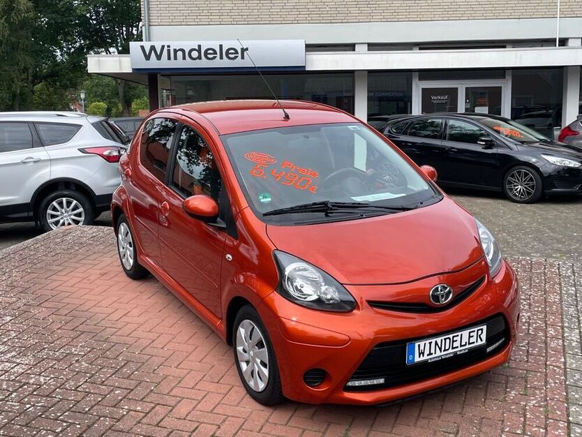 Aygo (X)