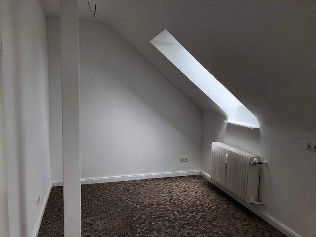 Etagenwohnung Delmenhorst Deichhorst - 4 Zimmer, 107 m&sup2;, 620&euro; | Angebot:24794245