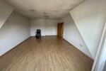 Dachgeschoßwohnung Bremen Hemelingen - 2.5 Zimmer, 70 m&sup2;, 179.000&euro; | Angebot:26865849