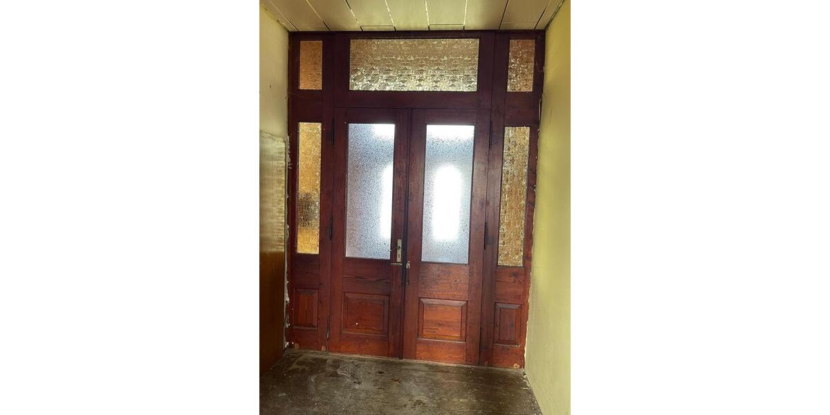 Mehrfamilienhaus, Wohnhaus Bremen Blumenthal - 7 Zimmer, 284 m&sup2;, 280.000&euro; | Angebot:26709534