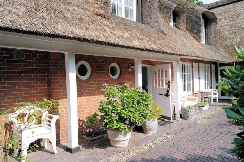 Traumhaftes Reetdach-Anwesen inkl. Bauplatz im Künstlerort Worpswede 1 zimmer