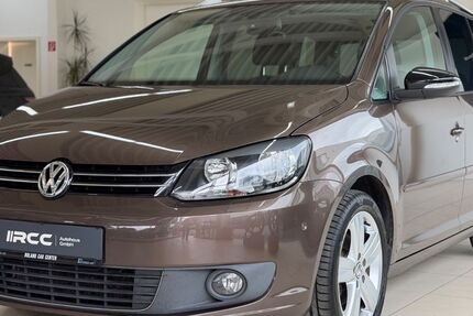 VW Touran 225.215 km 6.440 &euro; Stuhr 28816