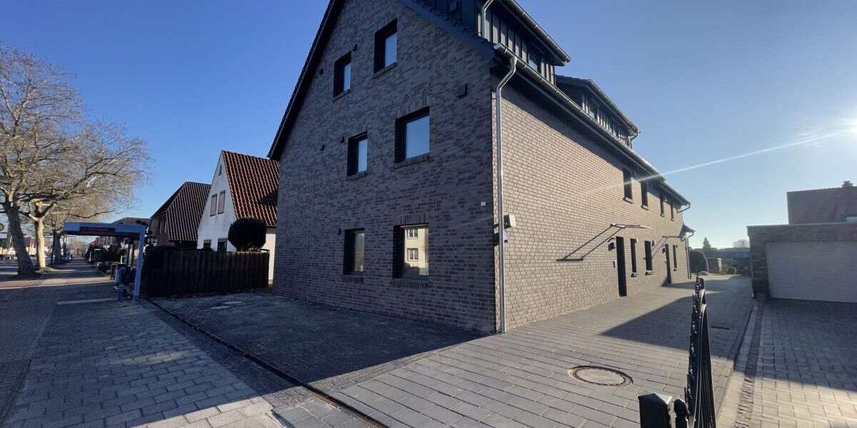 Wohnung zum Mieten in Delmenhorst 1.240 € 103 m² 3 zimmer