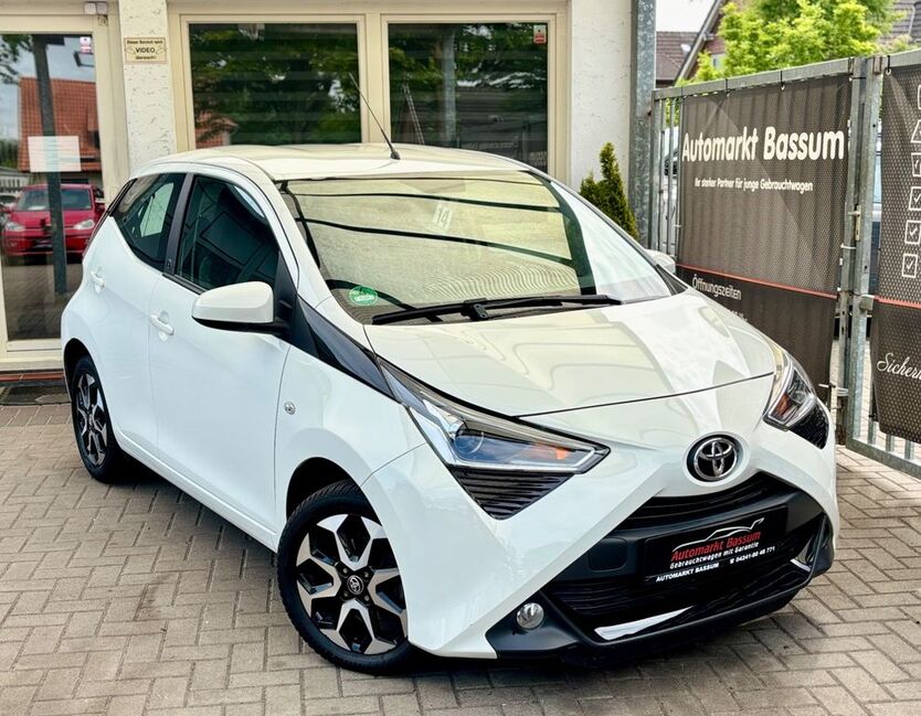 Aygo (X)