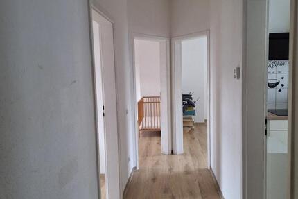 Wohnung Bremen Walle - 3 Zimmer, 65 m&sup2;, 450&euro; | Angebot:25691962