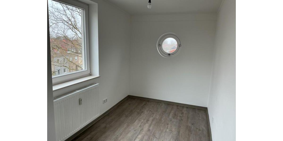 Dachgeschoßwohnung Bremen Burglesum - 2.5 Zimmer, 56 m&sup2;, 623&euro; | Angebot:25081350