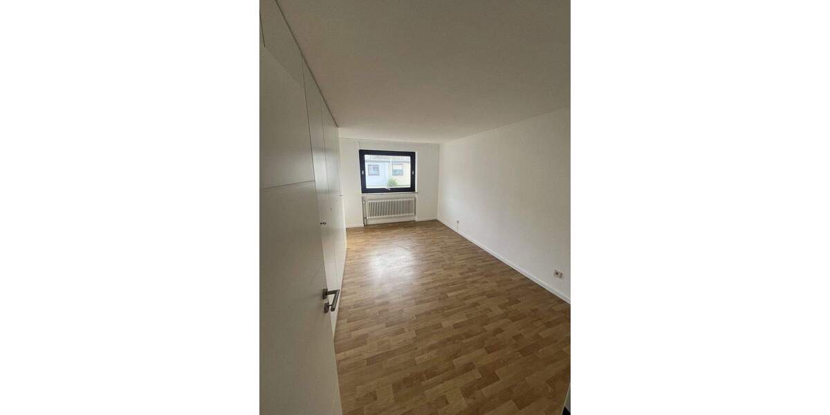 Reihenmittelhaus Delmenhorst Hasport/Annenheide - 5 Zimmer, 146 m&sup2;, 299.000&euro; | Angebot:25752271