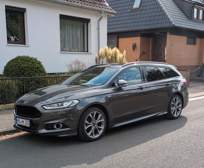 Ford Mondeo 95.000 km 18.900 € Bremen 28259