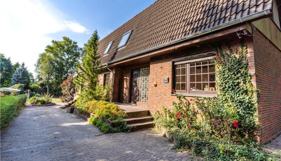 Zweifamilienhaus, riesig groß, sofort frei! zimmer