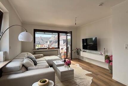 Schöne 2-Zimmer-Wohnung mit EBK und Balkon in Bremen-Arsten 1 zimmer