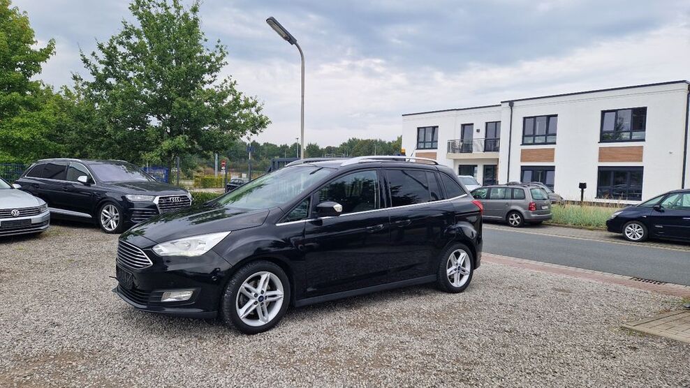 Ford Grand C-Max 200.000 km 8.950 € Achim 28832