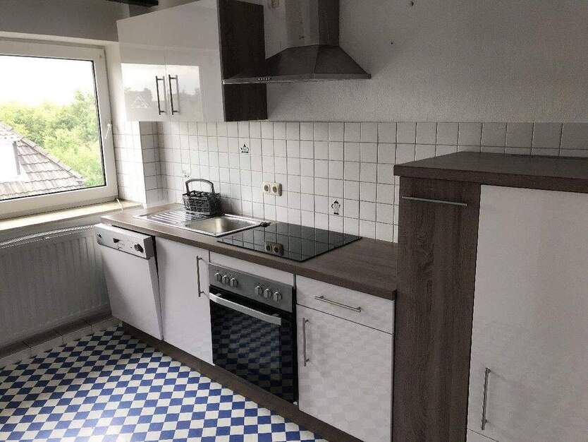 gemütliche 3-Zimmer-Wohnung im DG mit ausgebautem Dachboden 3 zimmer