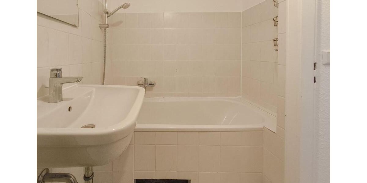 Dachgeschoßwohnung Bremen Blockland - 2 Zimmer, 50 m&sup2;, 900&euro; | Angebot:24375530