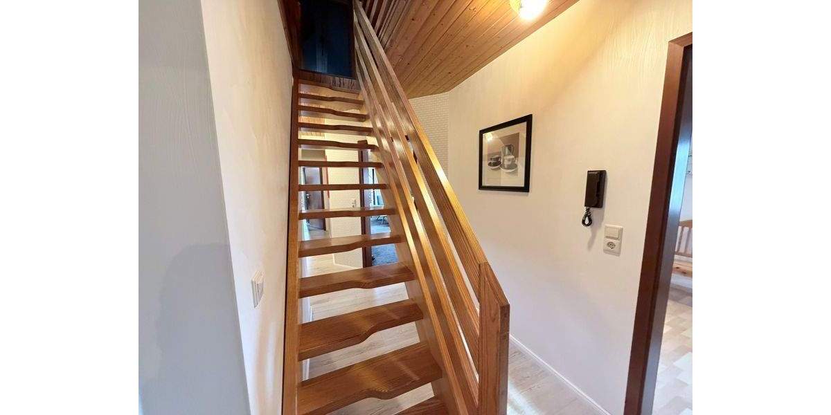 Mehrfamilienhaus, Wohnhaus Schwanewede / Neuenkirchen Neuenkirchen - 8 Zimmer, 239 m&sup2;, 299.000&euro; | Angebot:26160538
