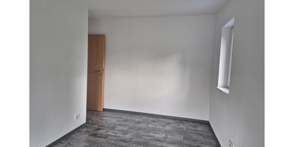 Dachgeschoßwohnung Ganderkesee - 5 Zimmer, 85 m&sup2;, 850&euro; | Angebot:26648691