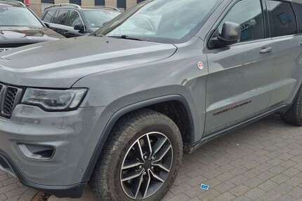 Jeep Grand Cherokee 200.000 km 17.999 &euro; Achim 28832