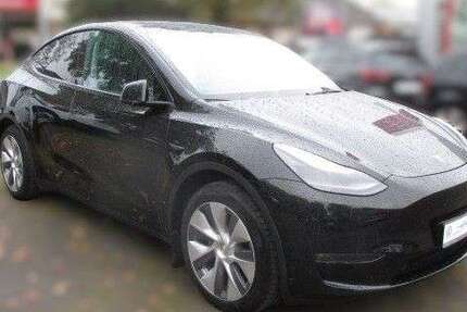 Tesla Model Y 31.883 km 37.990 € Oyten 28876