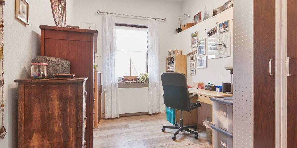 Reihenmittelhaus Bremen Woltmershausen - 4 Zimmer, 100 m&sup2;, 349.000&euro; | Angebot:25929272