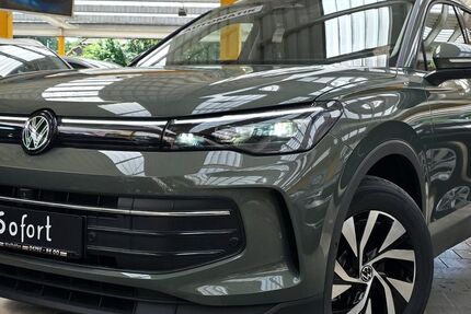 VW Tiguan 9.000 km 33.650 &euro; Wallhöfen bei Bremen 27729