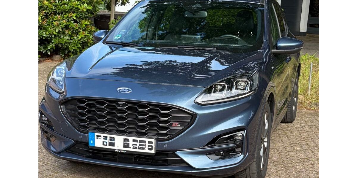 Ford Kuga 79.000 km 19.900 &euro; Achim 28833