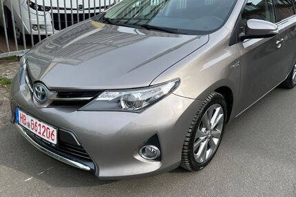 Toyota Auris 139.140 km 9.400 &euro; Bremen 28215