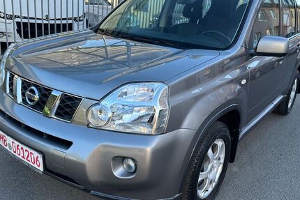 Nissan X-Trail 166.400 km 5.940 &euro; Bremen 28215