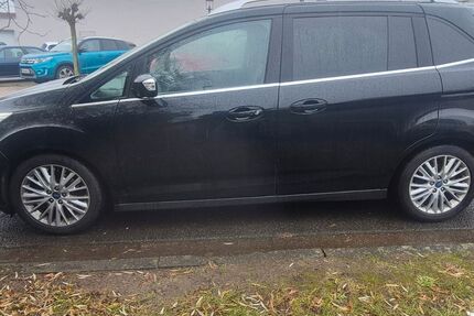 Ford Grand C-Max 150.000 km 8.999 &euro; Achim 28832