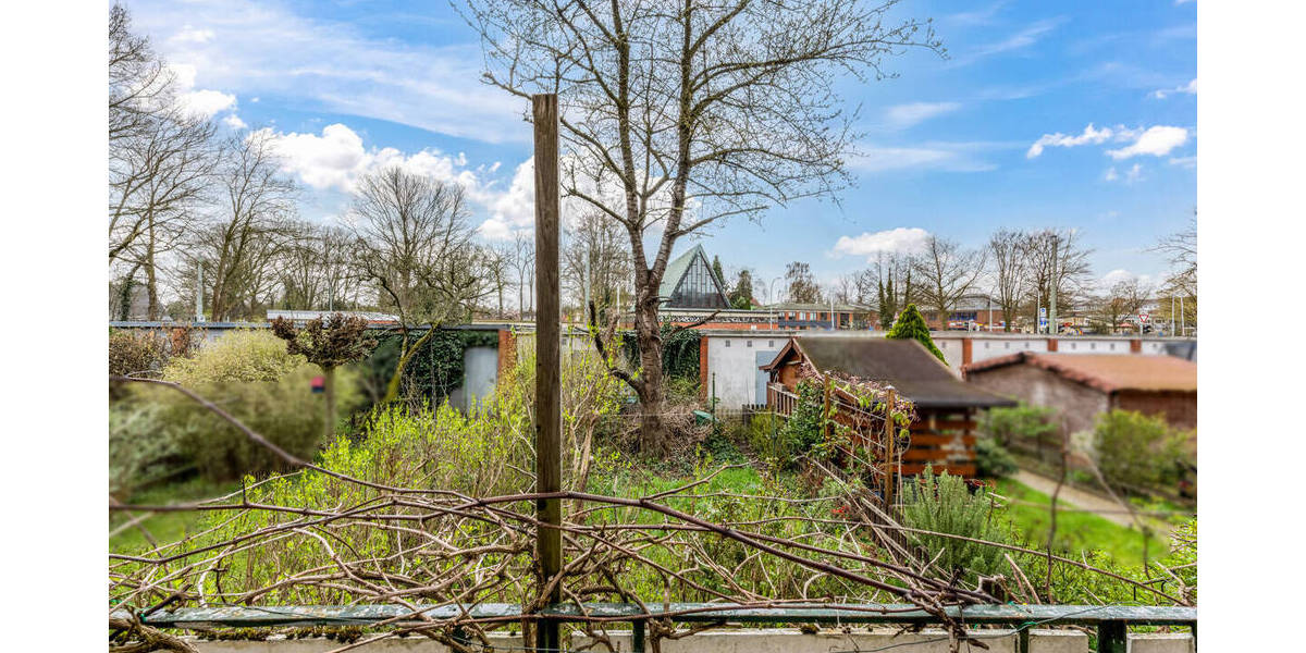 Reihenmittelhaus Bremen Kirchhuchting - 6 Zimmer, 105 m&sup2;, 230.000&euro; | Angebot:26117406