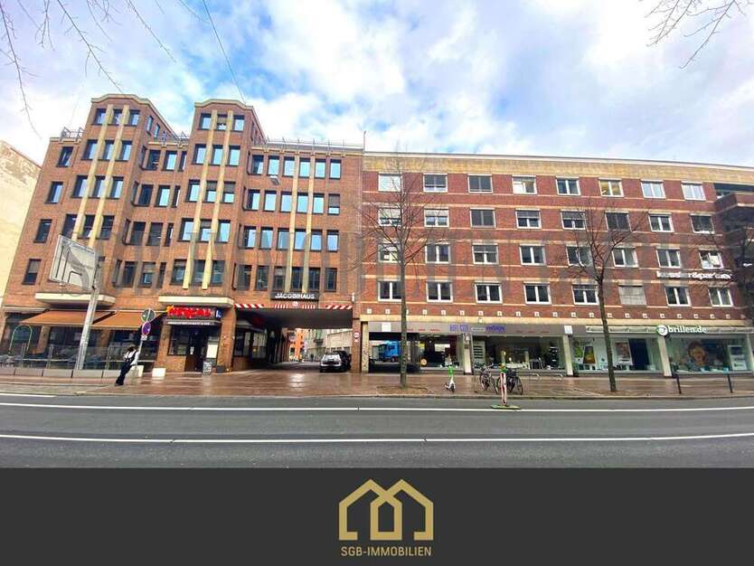 Büro in Bremen 3.233,32 € 380.39 m²
