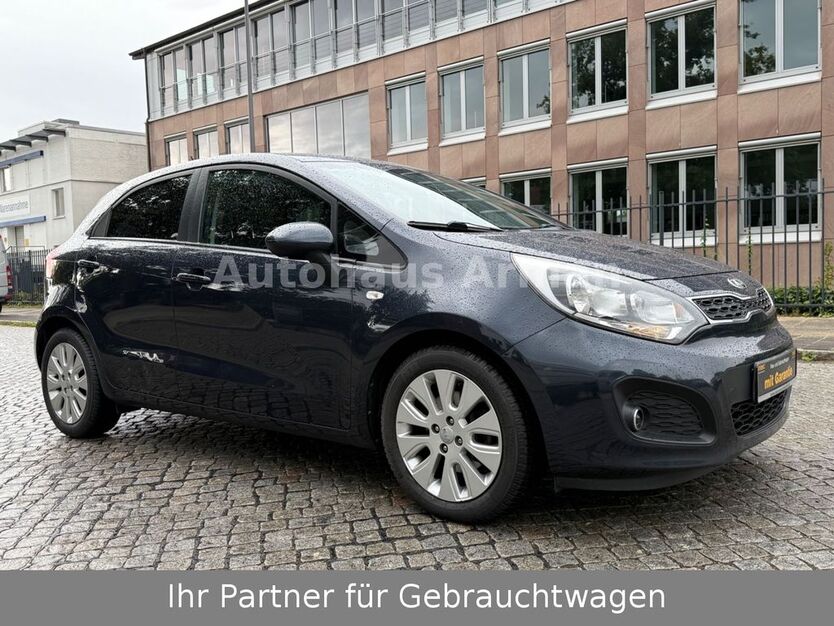 Kia Rio 108.500 km 5.990 € Bremen 28329