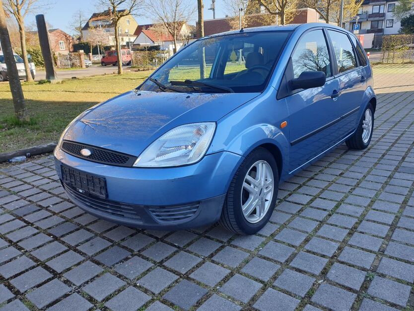 Ford Fiesta 119.800 km 1.950 € Bremen 28309