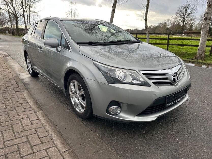 Toyota Avensis 310.457 km 5.799 € Sottrum 27367