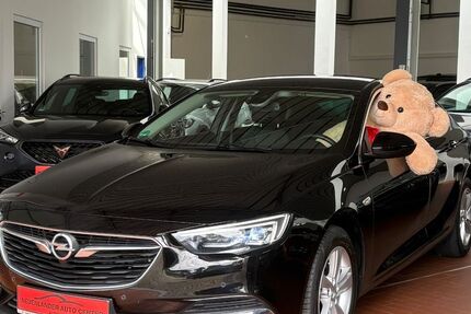 Opel Insignia 108.000 km 13.999 &euro; Bremen 28199