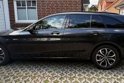 Mercedes-Benz C 200 51.000 km 24.900 &euro; Bremen 28355