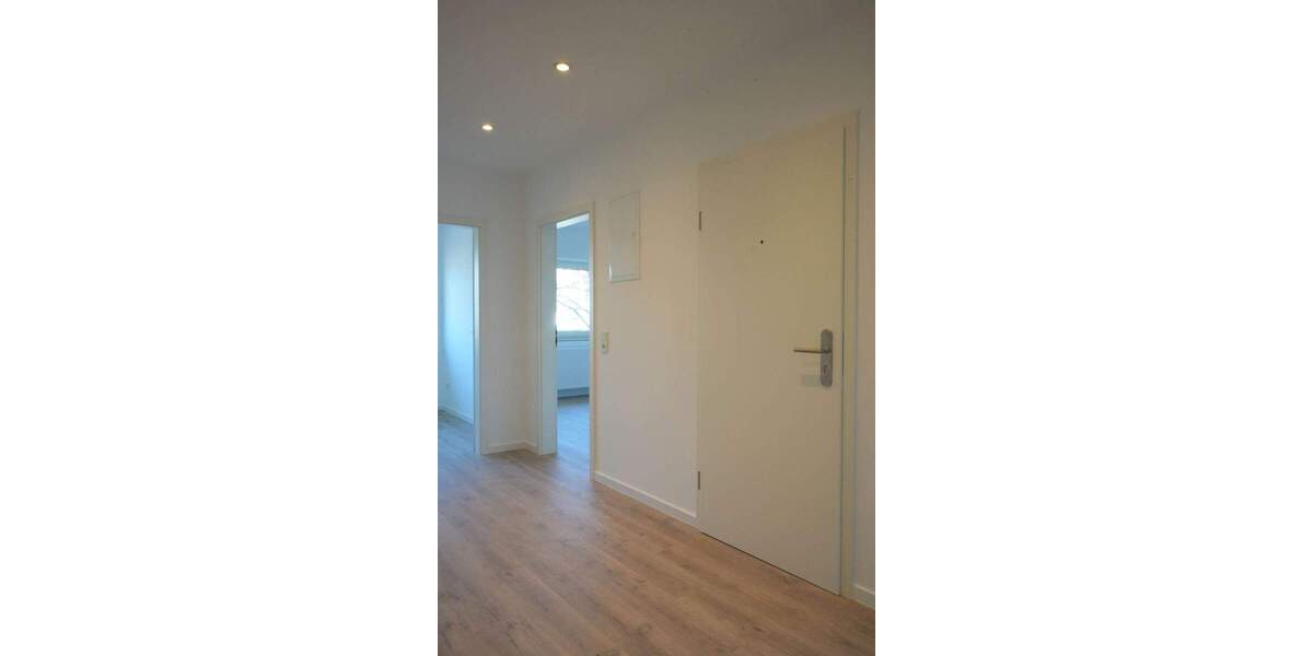 Etagenwohnung Bremen Woltmershausen - 2 Zimmer, 67 m&sup2;, 790&euro; | Angebot:25401963