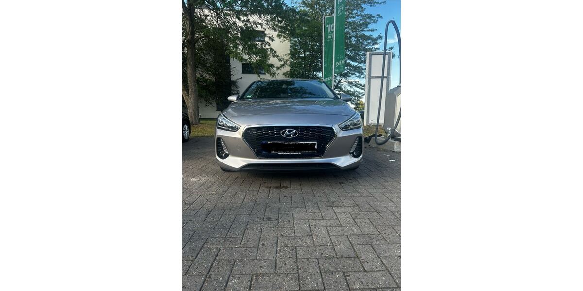 Hyundai i30 100.000 km 12.799 &euro; Bremen 28213