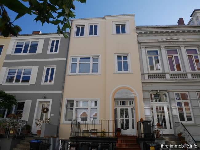 Einfamilienhaus Bremen / Östliche Vorstadt Östliche Vorstadt - 8 Zimmer, 180 m&sup2;, 599.000&euro; | Angebot:25924206