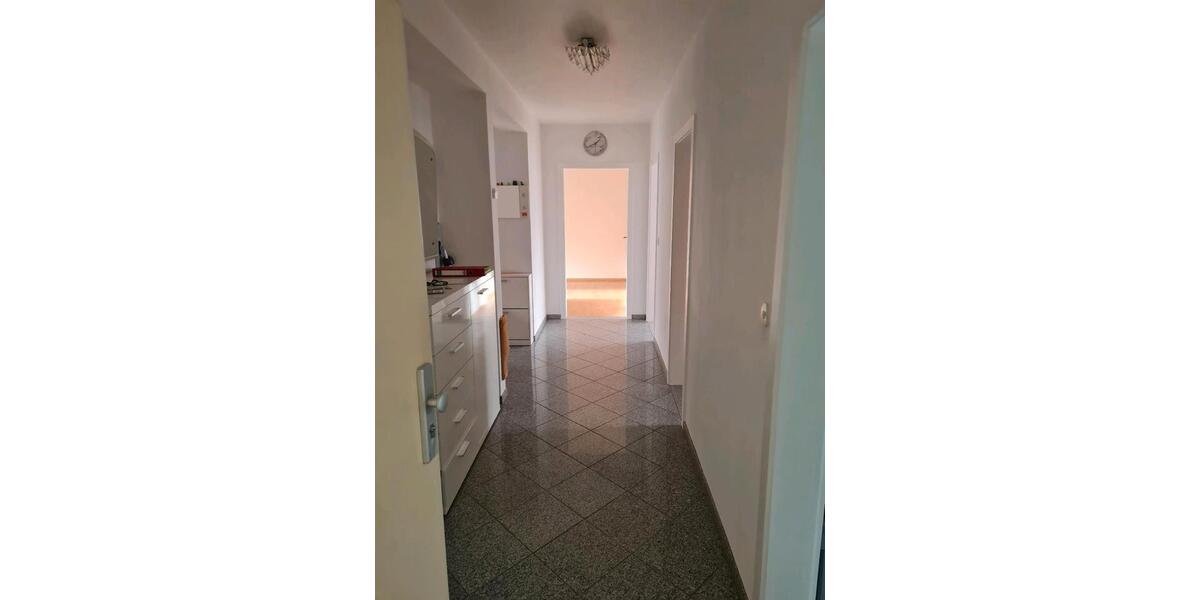 Schöne Eigentumswohnung in gepflegter und grünen Umgebung 3 zimmer