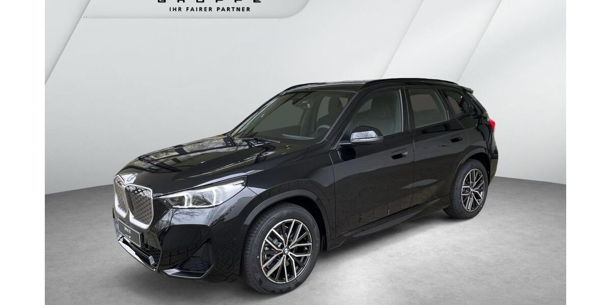 BMW iX1 4.100 km 52.120 &euro; Bremen 28757