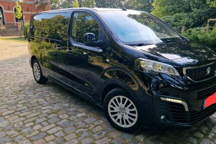 Peugeot Traveller 129.990 km 21.999 &euro; Achim 28832