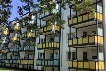 Schicke 2-Zimmer-Wohnung mit traumhaftem Balkon zimmer